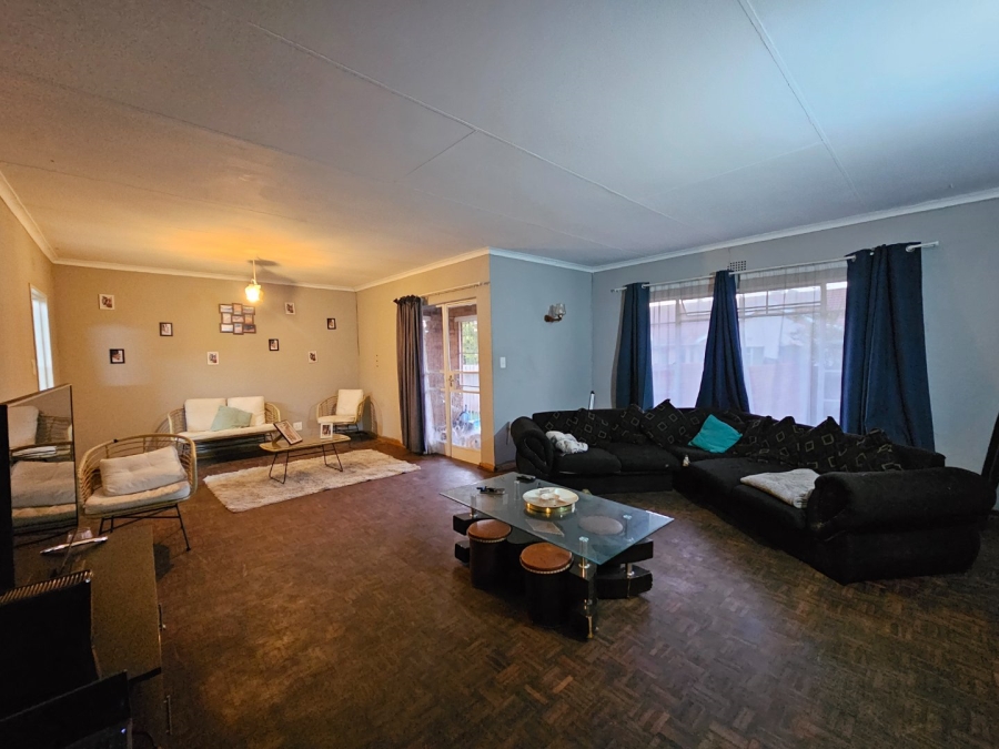 3 Bedroom Property for Sale in Vaalpark Free State